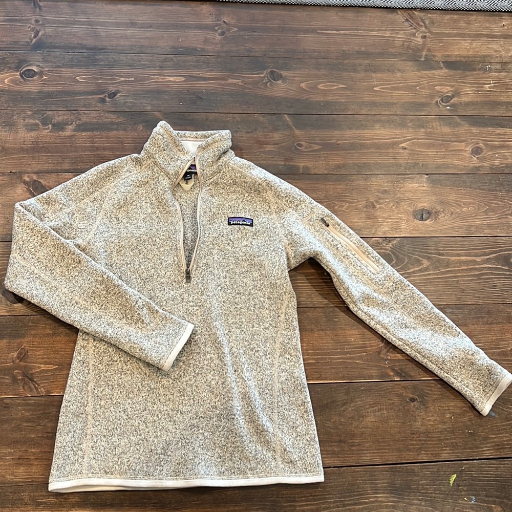 Patagonia The Better Sweater in Oatmeal half zip